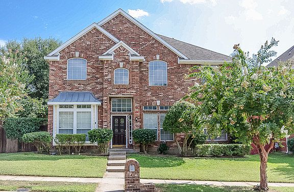 2nd image of 3932 Shumard Oak Dr