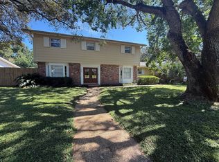 905 Poinciana Dr, Gulf Breeze, FL 32561
