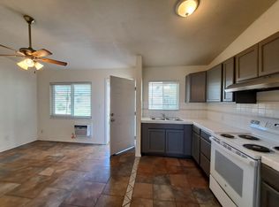 222 N Effie St APT C, Fresno, CA 93701