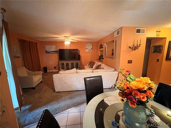 3rd image of 2701 NE 10th St APT 703