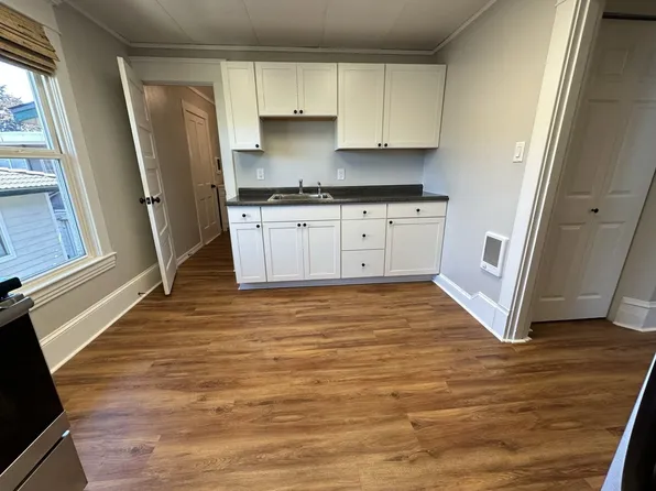 2421 Rucker- 4 Unit, 2421 Rucker Ave #3, Everett, WA 98201