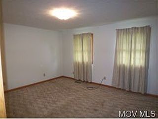 5th image of 62 Meadowlark Ln
