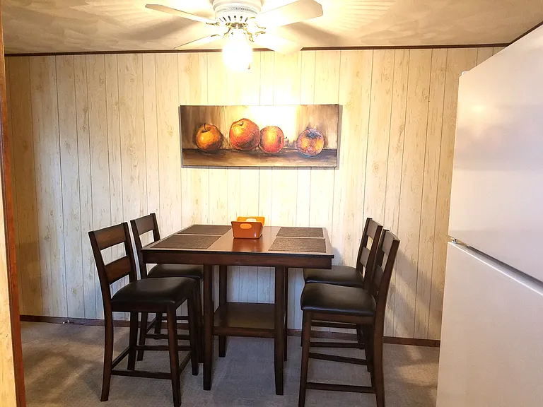 424 Tipton Rd — Photo 4