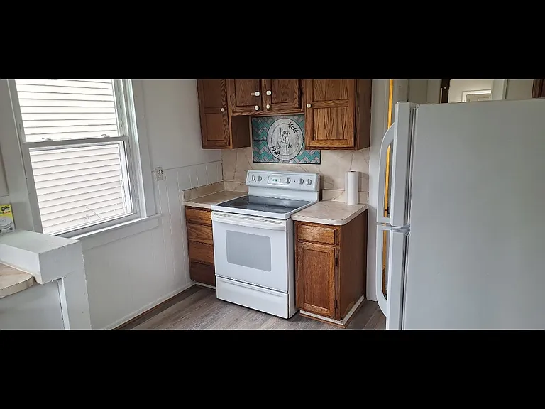 2421 Fulton St — Photo 8