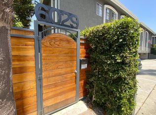 6029 Carlton Way #38, Los Angeles, CA 90028