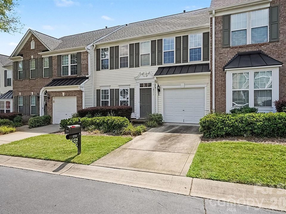 1st image of 12111 Windy Rock Way