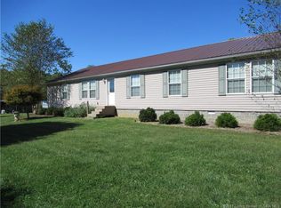 3592 S Flatrock Rd, Salem, IN 47167