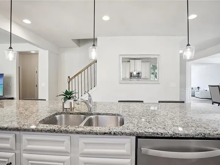7165 Ansley Park Way — Photo 29