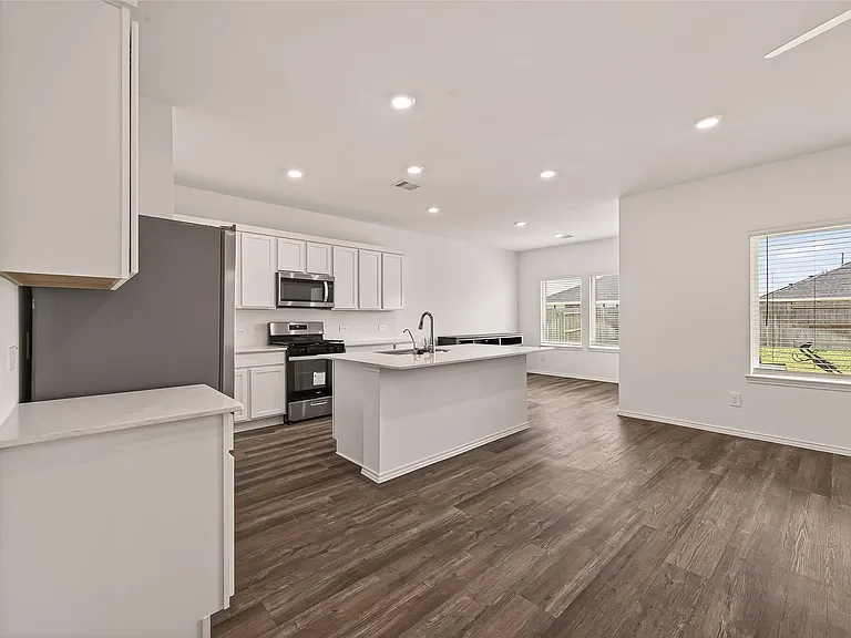 6107 Ginevra Summers Dr — Photo 23