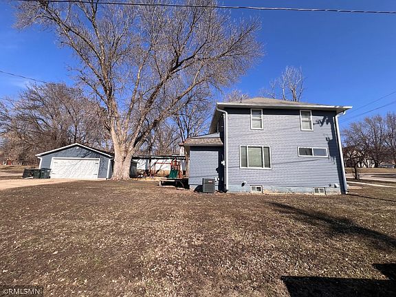 5th image of 503 Minnesota Ave E