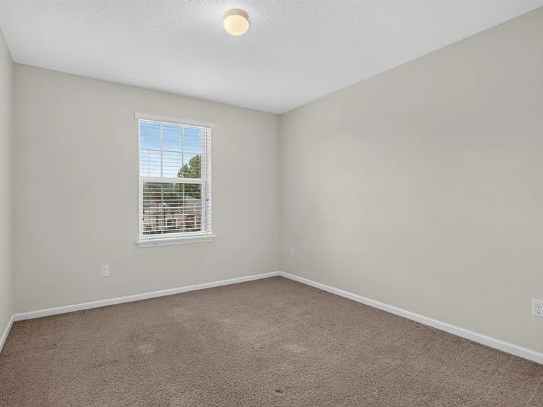 263 Gilmore Ln — Photo 30