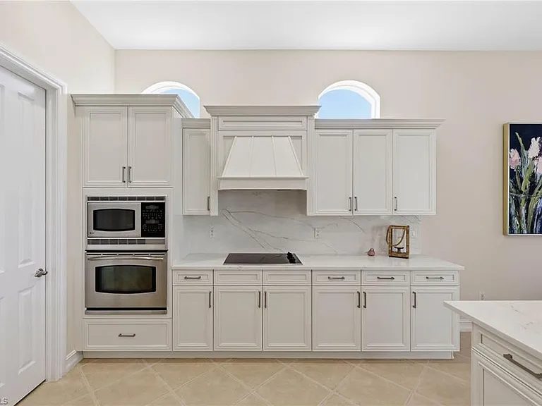 8950 Shenendoah Cir — Photo 24