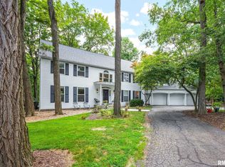 10539 N Sleepy Hollow Rd, Peoria, IL 61615