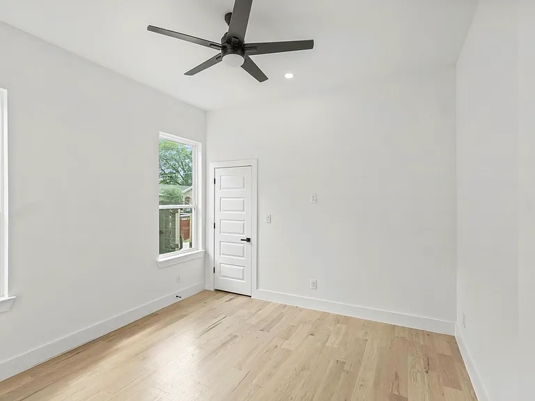 3424 Ladd St — Photo 12