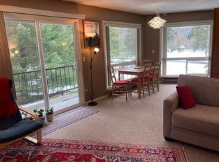 68556 E Fairway Estates Rd, Welches, OR 97067