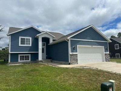 1316 Waters Edge Ct, Whitehall, MI, 49461