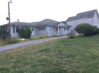 8937 Raystown Rd, Saxton, PA 16678