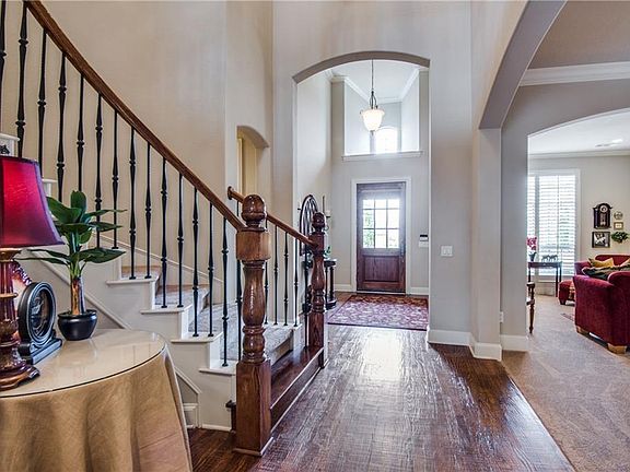 4th image of 1703 Lantana Ln