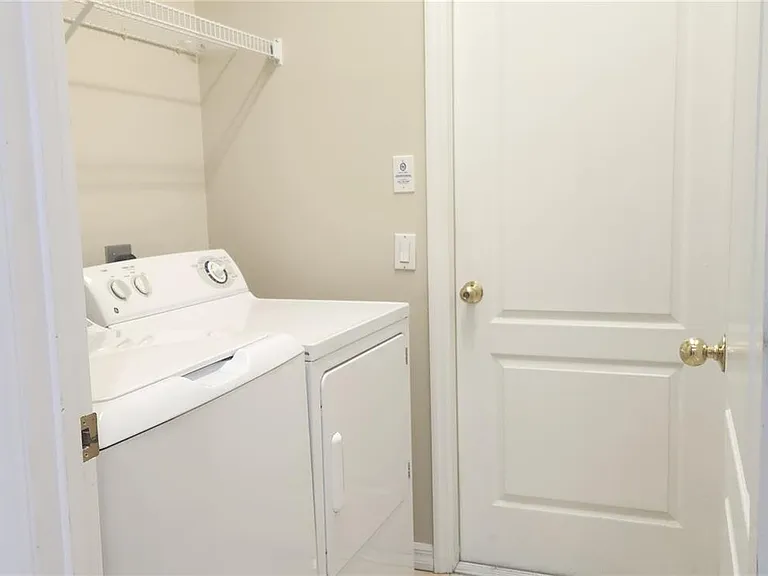 7039 Woodmore Ter — Photo 20