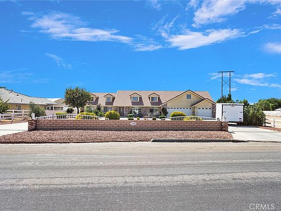 3rd image of 12480 Reata Rd