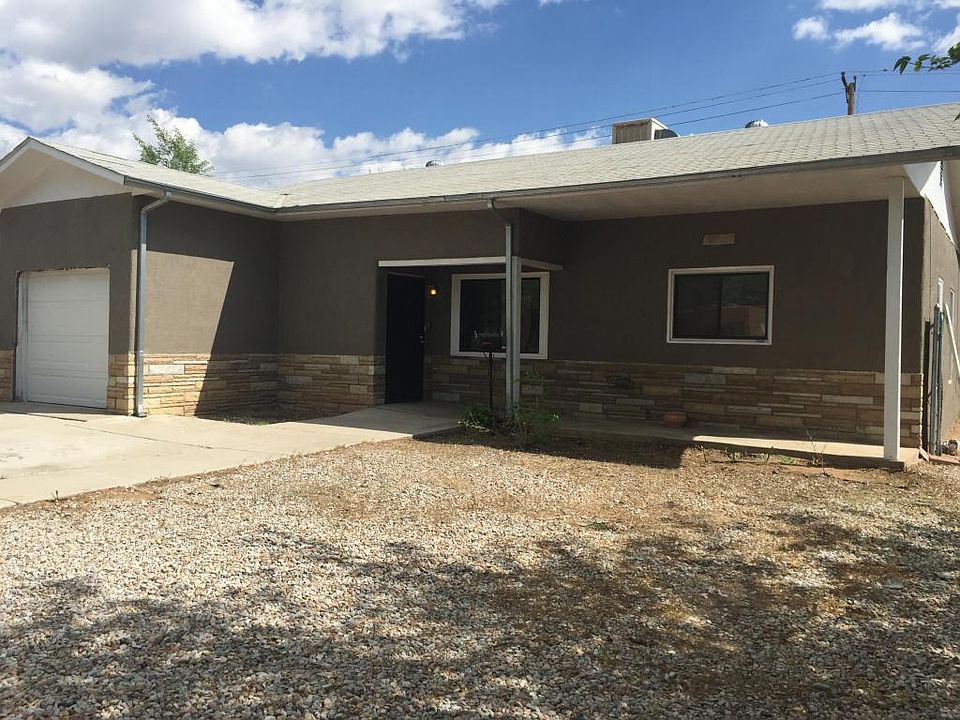 2nd image of 9216 Alta Monte Ave NE