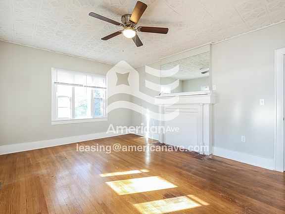 35055_005_wm_-_living_room_13611382.jpg