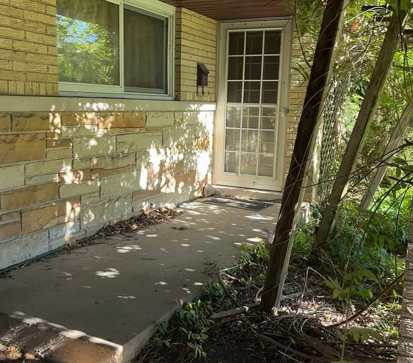 2nd image of 816 McKinley Ave