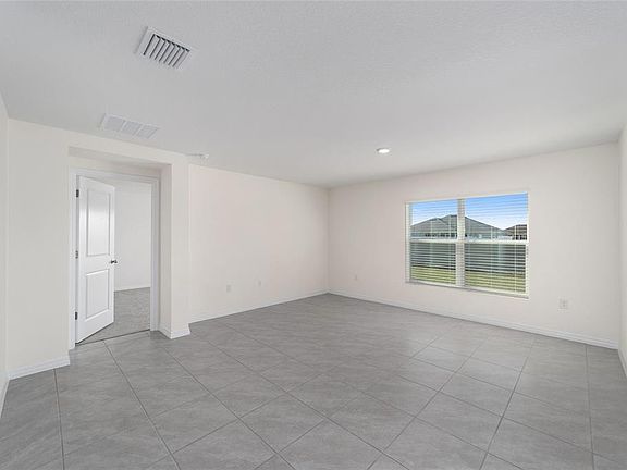4th image of 8856 SW 49th Cir