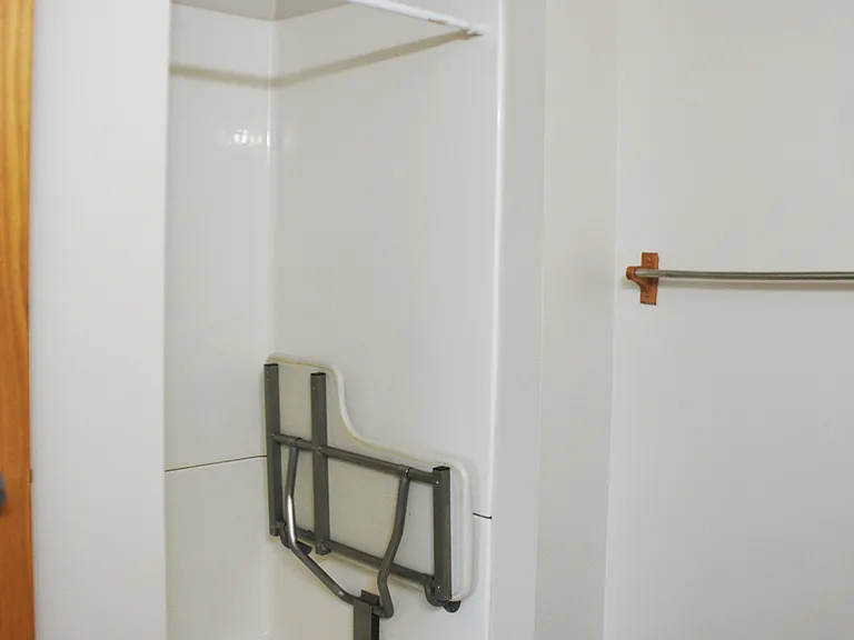 Viking Terrace Apartments — Photo 17