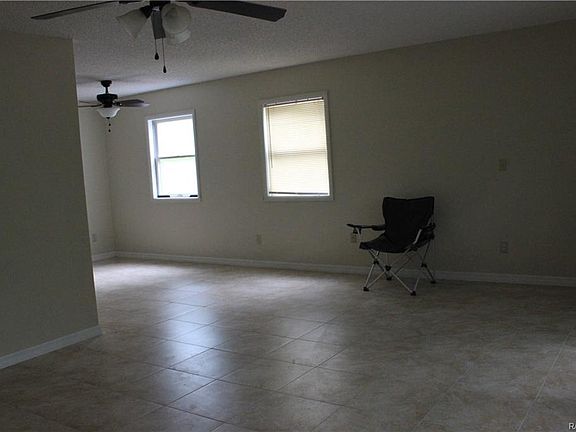 2nd image of 7190 N Palmer Way