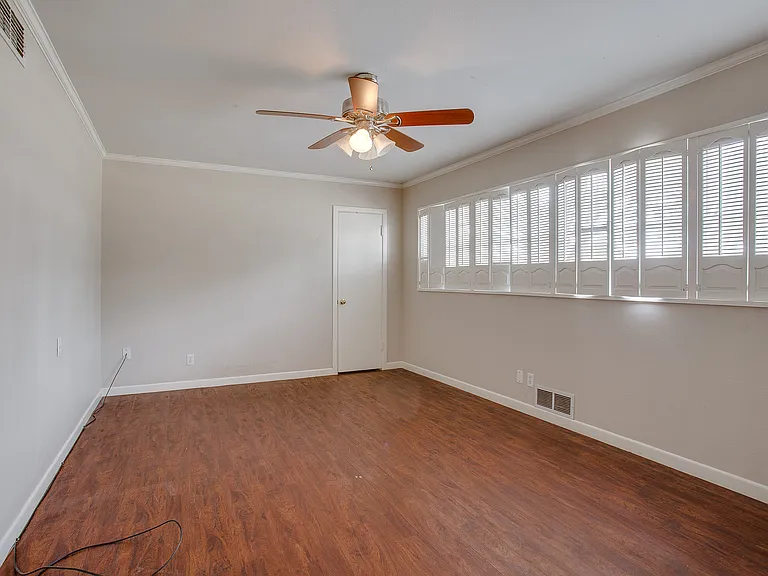 3604 24th St — Photo 15