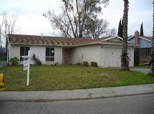 7133 Stanford Oak Dr, Sacramento, CA 95842