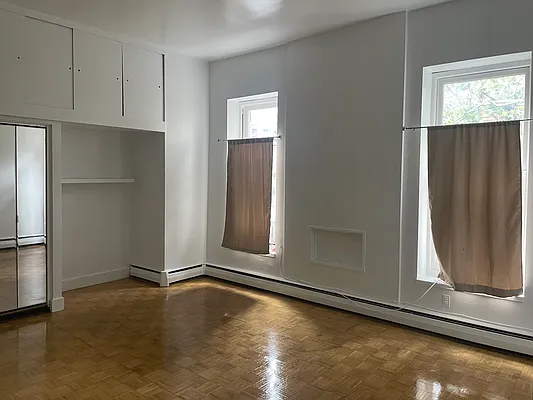 Rented by Melissa Conanan, LREB | media 7