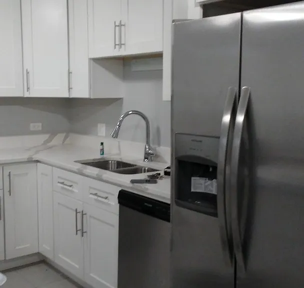 2508 N Ashland Ave — Photo 3