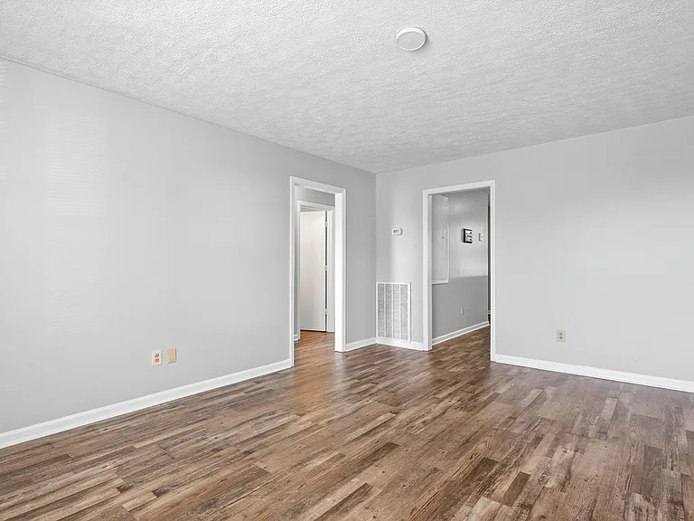 Stephanie Drive-122 — Photo 4