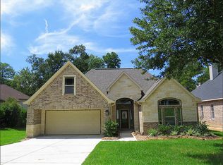 104 Lakeside Dr, Montgomery, TX 77356