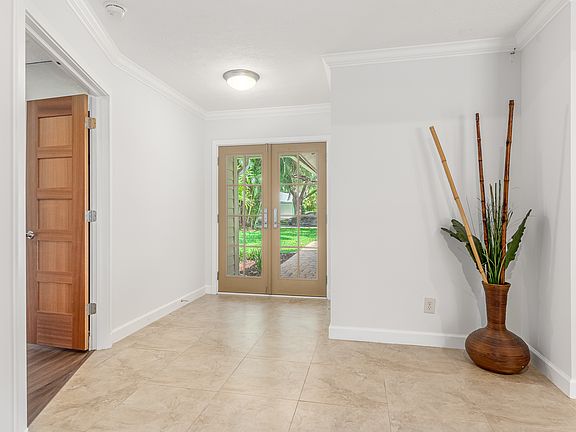 4th image of 23 Lantana Ln