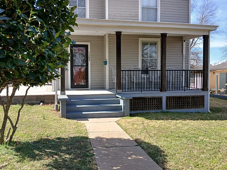 1303 Kimball Ave — Photo 1