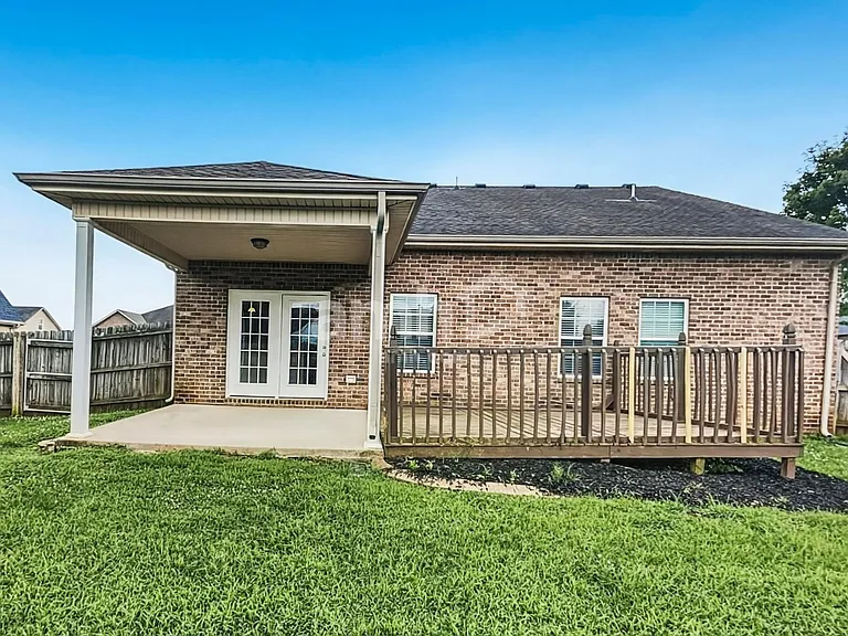 4870 Beryl Dr — Photo 18