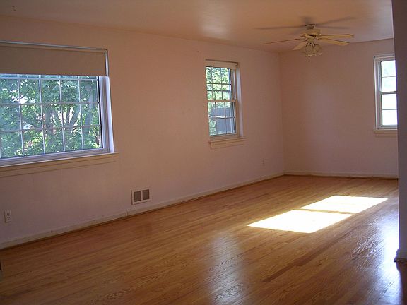 5th image of 2704 13th St S #4