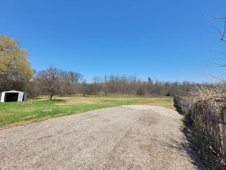 3209 Bronte Rd — Photo 24