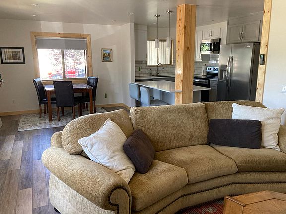 2nd image of 27320 Moonlight Way #1