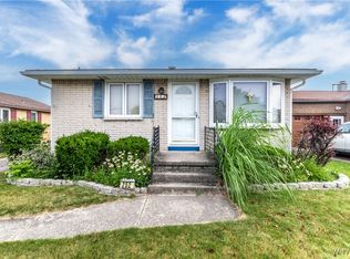 252 Poinciana Pkwy, Cheektowaga, NY 14225