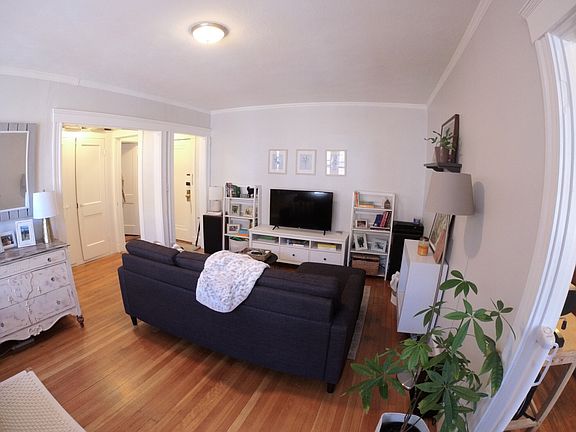 2nd image of 1615 Commonwealth Ave #224