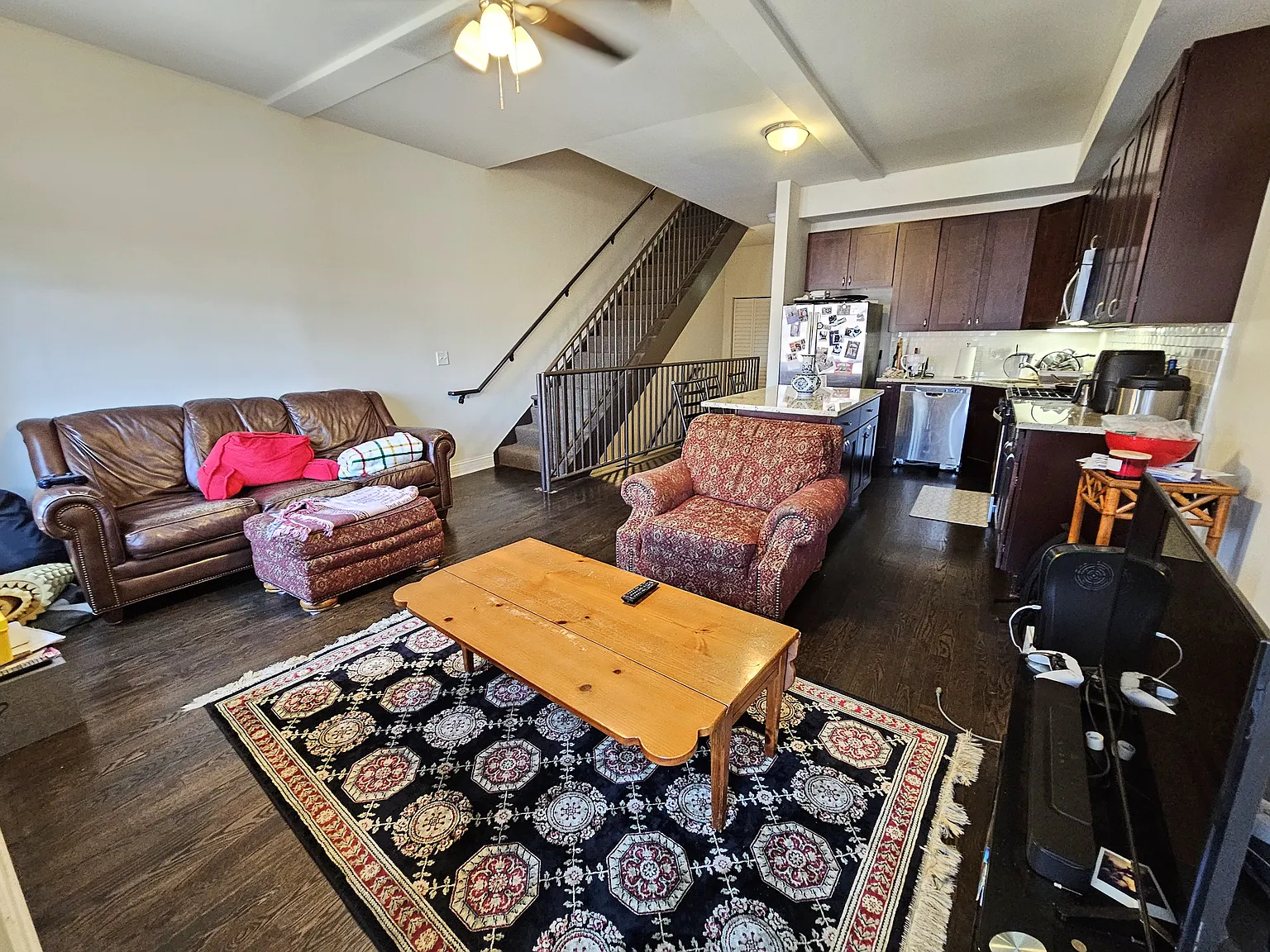 3 bed, 2.0 bath, $5,500 — Photo 3