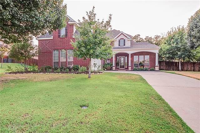 1st image of 2709 Quail Cove Dr