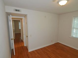 856 N McKnight Rd APT 1W, Saint Louis, MO 63132