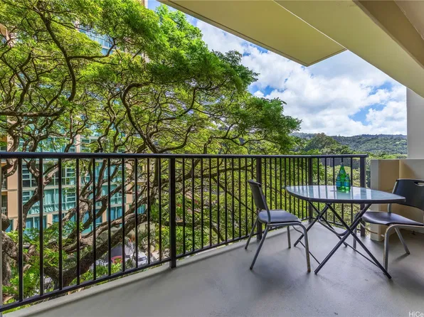 21 Craigside Pl APT 5E, Honolulu, HI 96817