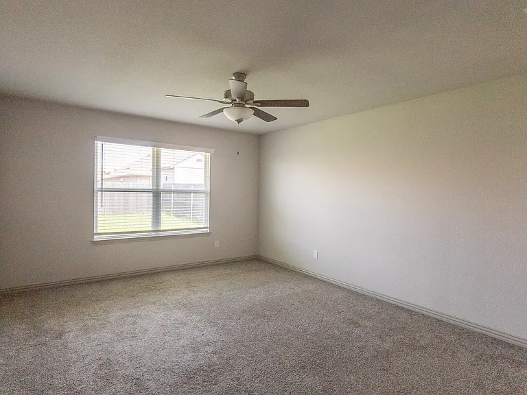 3932 Centerfire Rd — Photo 9