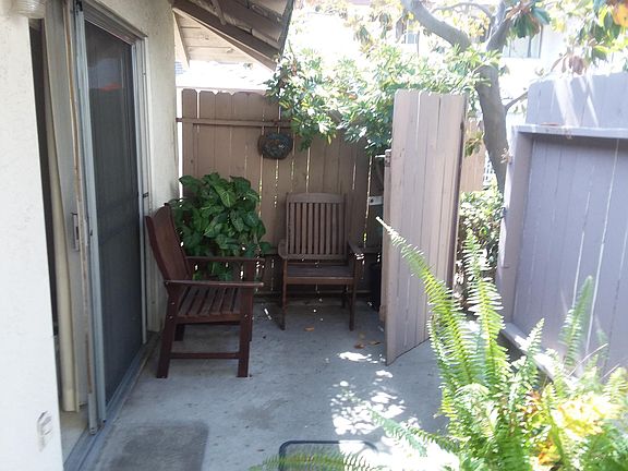 3rd image of 2418 Ponderosa St APT A